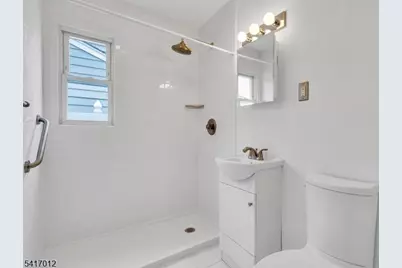 823 Pinewood Rd, Union Township, NJ 07083 - Photo 13