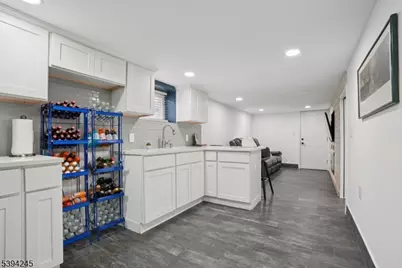 648 Myrtle St, Elizabeth, NJ 07202 - Photo 33