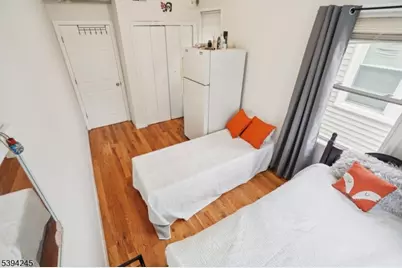 648 Myrtle St, Elizabeth, NJ 07202 - Photo 21