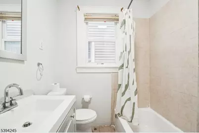 648 Myrtle St, Elizabeth, NJ 07202 - Photo 13