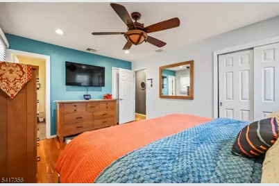 25 Kent Pl, Clark Township, NJ 07066 - Photo 17