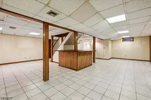 38 Hunters Cir, Tewksbury Township, NJ 08833 - Photo 25