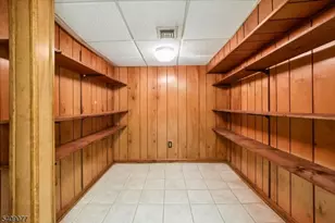 38 Hunters Cir, Tewksbury Township, NJ 08833 - Photo 29