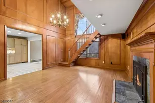 38 Hunters Cir, Tewksbury Township, NJ 08833 - Photo 9