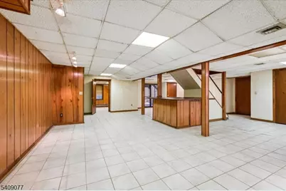 38 Hunters Circle, Tewksbury Township, NJ 08833 - Photo 29