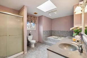 38 Hunters Cir, Tewksbury Township, NJ 08833 - Photo 23