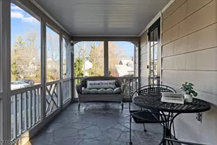 241 Evergreen Ct, Mountainside, NJ 07092 - Photo 7