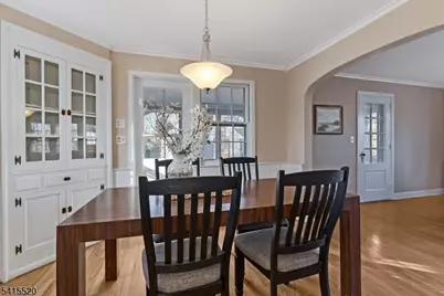 241 Evergreen Ct, Mountainside, NJ 07092 - Photo 9