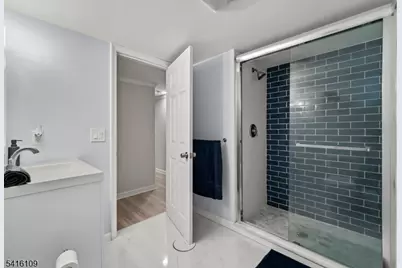 724 Walnut St, Linden, NJ 07036 - Photo 23