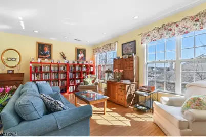 4 Hope St, Lopatcong Township, NJ 08865 - Photo 9