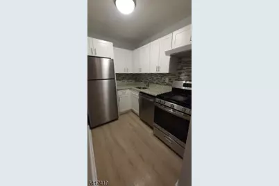 25 River Rd #A18, Nutley Twp., NJ 07110 - Photo 7