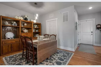 4 Vanderbilt Blvd #408, Florham Park, NJ 07932 - Photo 9