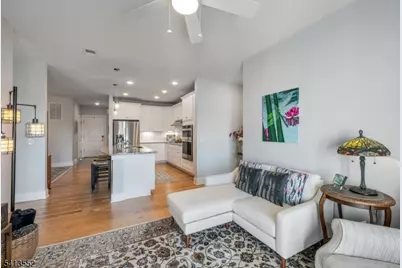 4 Vanderbilt Blvd #408, Florham Park, NJ 07932 - Photo 19