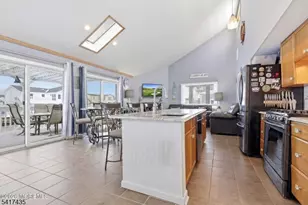 134 Eileen Ln, Stafford Township, NJ 08050 - Photo 5