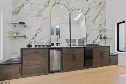 84 Shrewsbury Dr, Livingston, NJ 07039 - Photo 9