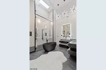 84 Shrewsbury Dr, Livingston, NJ 07039 - Photo 17