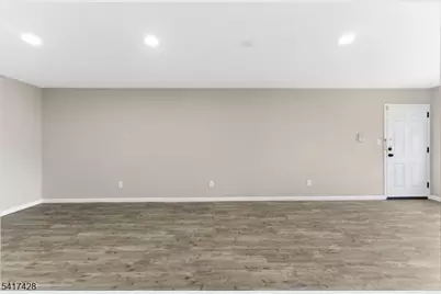 100 Watsessing Ave #5, Bloomfield Twp., NJ 07003 - Photo 11