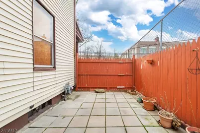 204 Central Ave, Passaic, NJ 07055 - Photo 15