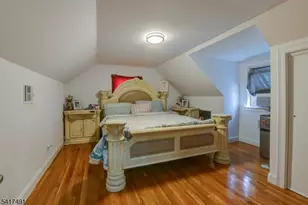 539 Monmouth Ave, Linden, NJ 07036 - Photo 9