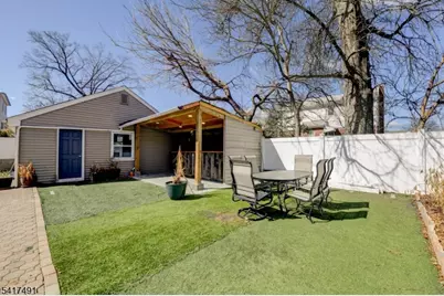 539 Monmouth Ave, Linden, NJ 07036 - Photo 23