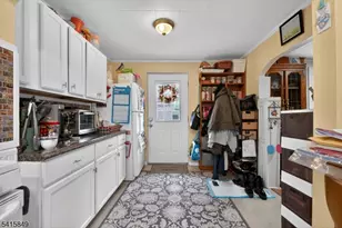 196 Girard Ave, Franklin Township, NJ 08873 - Photo 7