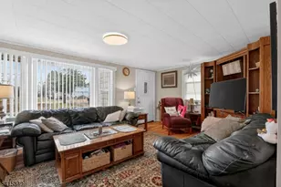 196 Girard Ave, Franklin Township, NJ 08873 - Photo 3