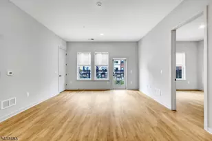 51 Okner Pkwy, Livingston, NJ 07039 - Photo 7