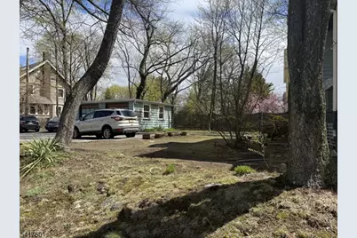 132 Watchung Ave #1, Montclair, NJ 07043 - Photo 3