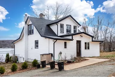 677 Warwick Tpke, West Milford, NJ 07421 - Photo 3