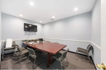 277 W Clay Ave, Roselle Park, NJ 07204 - Photo 7