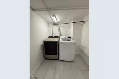 335 Hobson St, Newark, NJ 07112 - Photo 25