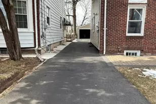 335 Hobson St, Newark, NJ 07112 - Photo 3