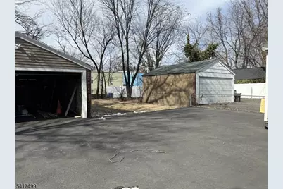 335 Hobson St, Newark, NJ 07112 - Photo 29