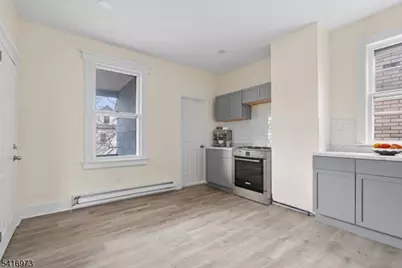 33-35 Delaware Street, Elizabeth, NJ 07206 - Photo 9