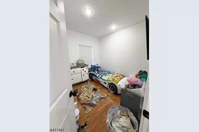 264 Greylock Pkwy, Belleville, NJ 07109 - Photo 9