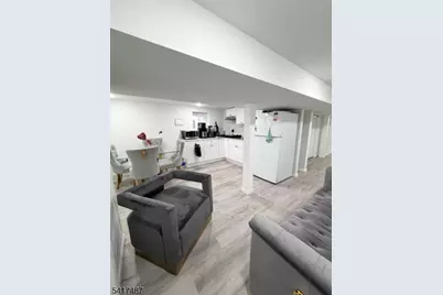 264 Greylock Pkwy, Belleville, NJ 07109 - Photo 19