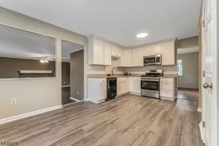 14 Fawn Dr, Clinton Township, NJ 08833 - Photo 15