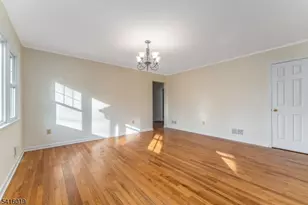 14 Fawn Dr, Clinton Township, NJ 08833 - Photo 3