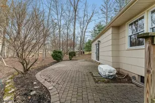 14 Fawn Dr, Clinton Township, NJ 08833 - Photo 27