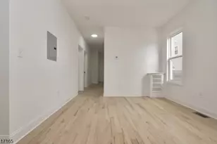 43 Bragaw Ave, Newark, NJ 07112 - Photo 3