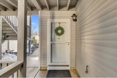 64 Dayton Ct #104, Independence Township, NJ 07840 - Photo 3