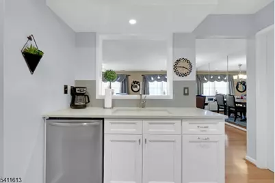 64 Dayton Ct #104, Independence Township, NJ 07840 - Photo 9