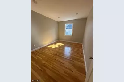 474 10th Ave #301, Paterson, NJ 07514 - Photo 11