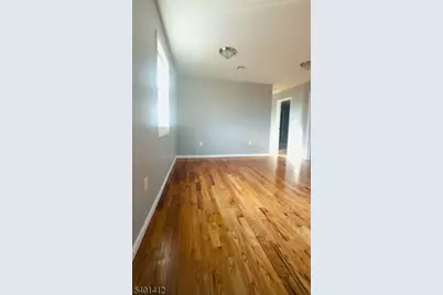 10 Tillinghast St, Newark, NJ 07108 - Photo 9