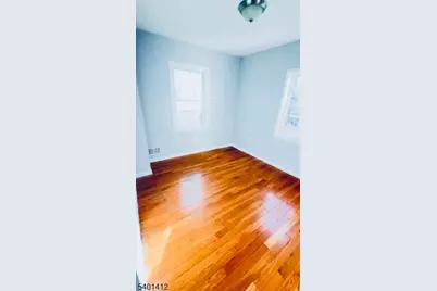 10 Tillinghast St, Newark, NJ 07108 - Photo 5