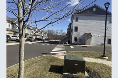 8 Aster Blvd, Warren Township, NJ 07059 - Photo 3