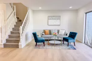 386 Inwood Ct, Franklin Township, NJ 08873 - Photo 7