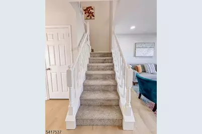 386 Inwood Ct, Franklin Township, NJ 08873 - Photo 11