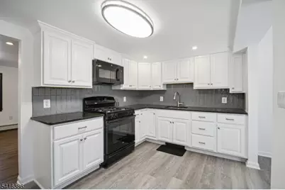 35 Hickory St, Bloomfield, NJ 07003 - Photo 5