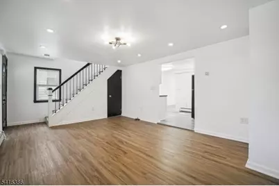 35 Hickory St, Bloomfield, NJ 07003 - Photo 9